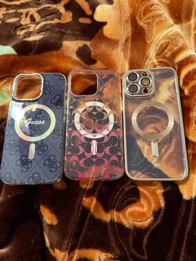 iPhone 16 pro Max Lot of (3) pieces Magnetic-Compatible iPhone Cases